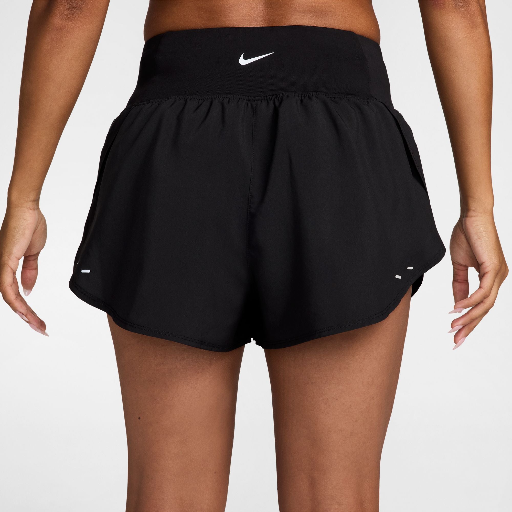 Women’s After Dark Tour Dri-FIT Flow Running Shorts – REV*